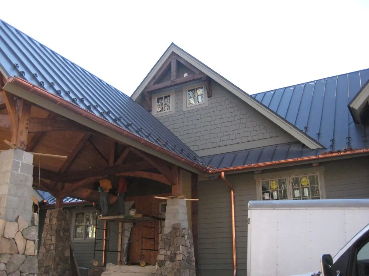Craftsman Roofing team delivering quality roofing work in Oak Brook